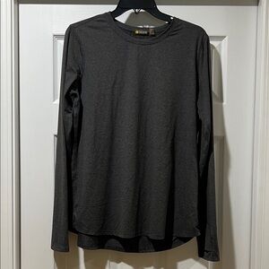 Zella Dark Gray Long Sleeve Shirt. Excellent condition.